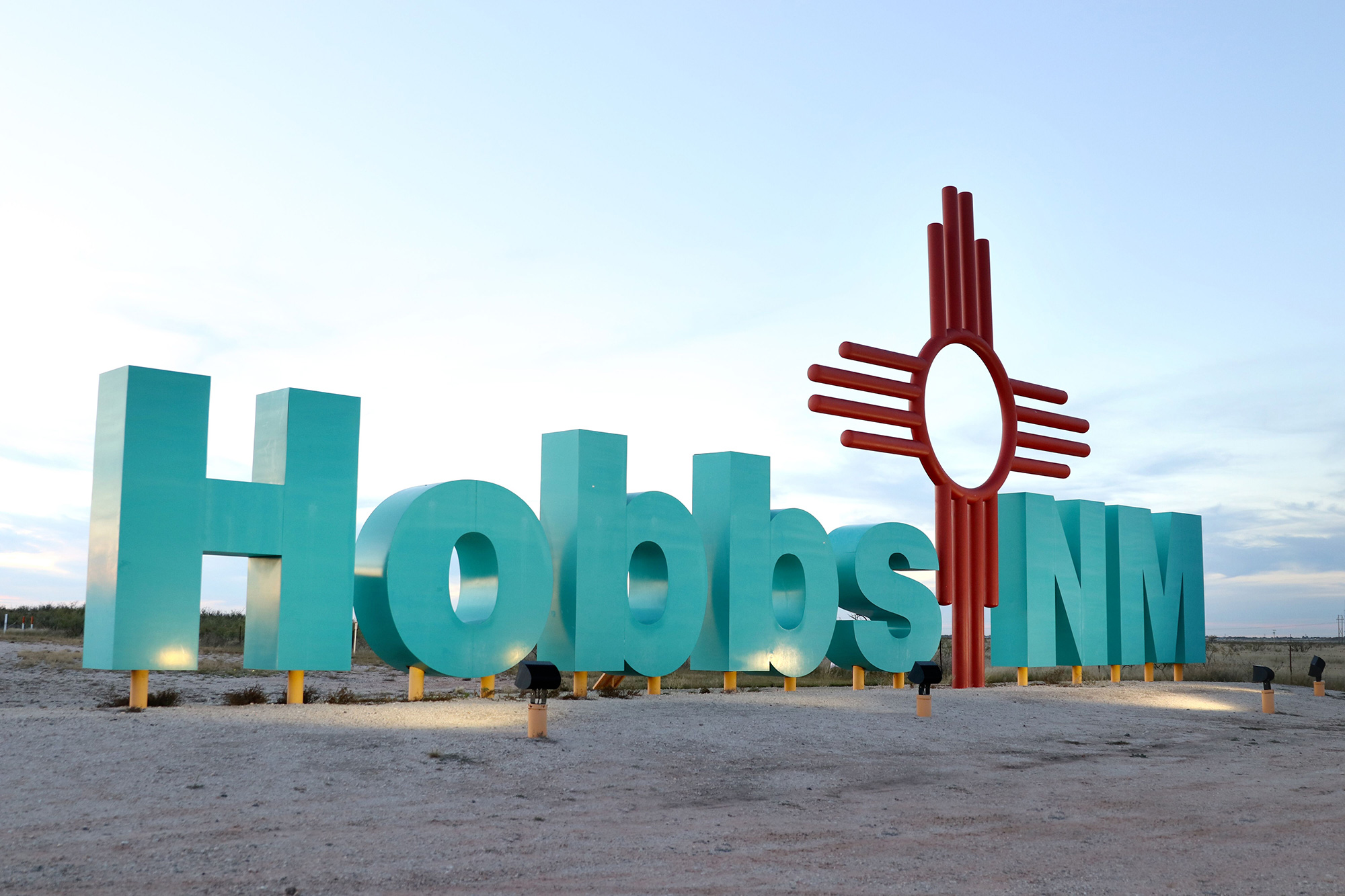 Hobbs_Sign_header_9b7e6a76-5e22-420d-a03e-d6429f93c388